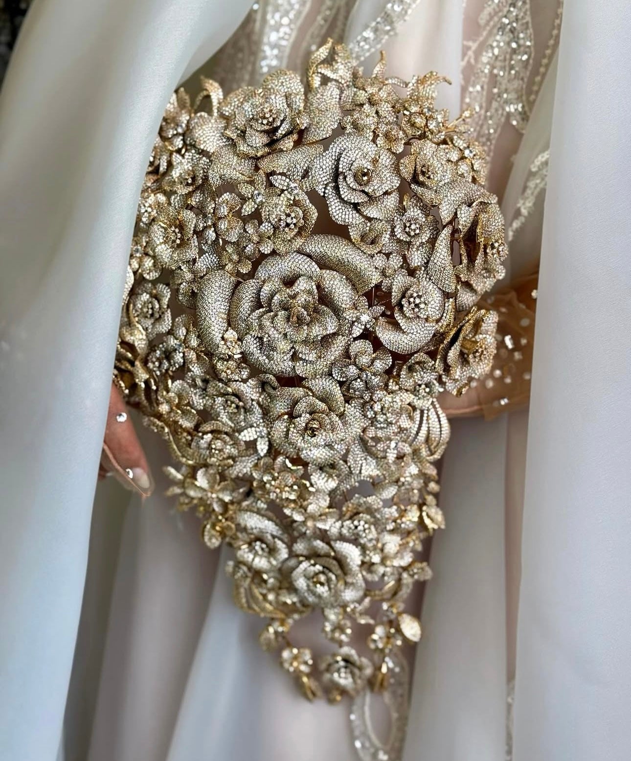 FOURNISSEURS DE VÊTEMENTS DE MARIÉE ET DE MARIÉ TURQUIE